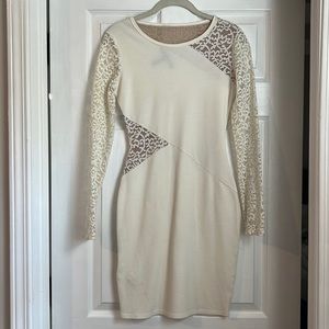 BCBG ivory dress - size xs - good condition